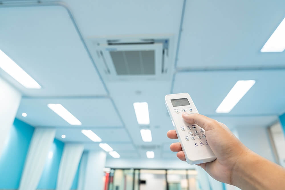 Ceiling cassette air conditioning in an open plan office